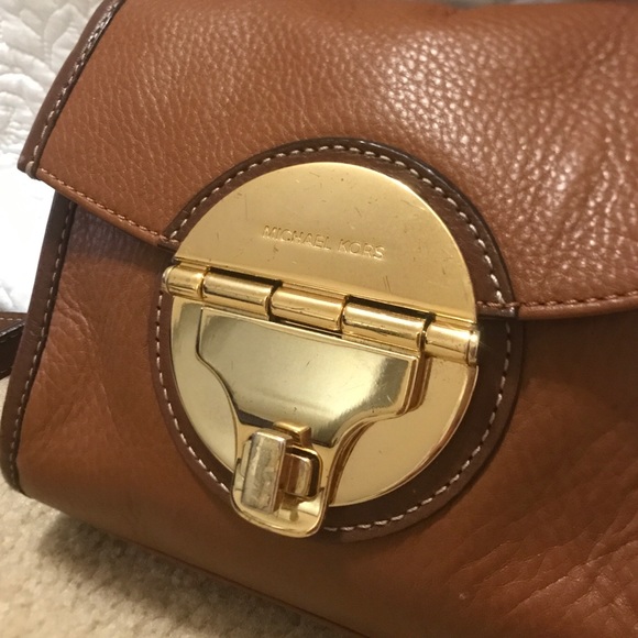 Authentic Michael Kors Crossbody - Picture 3 of 5